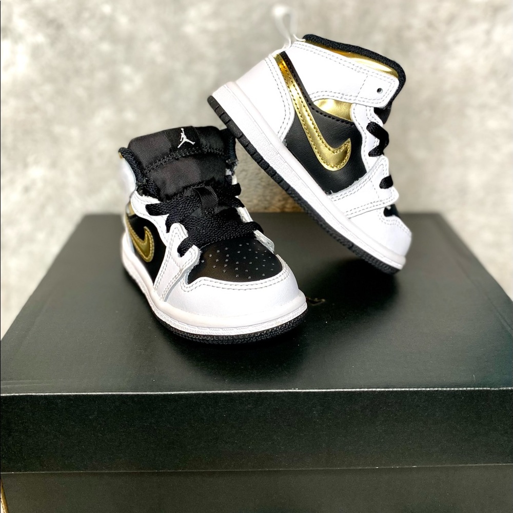 Kids shoes